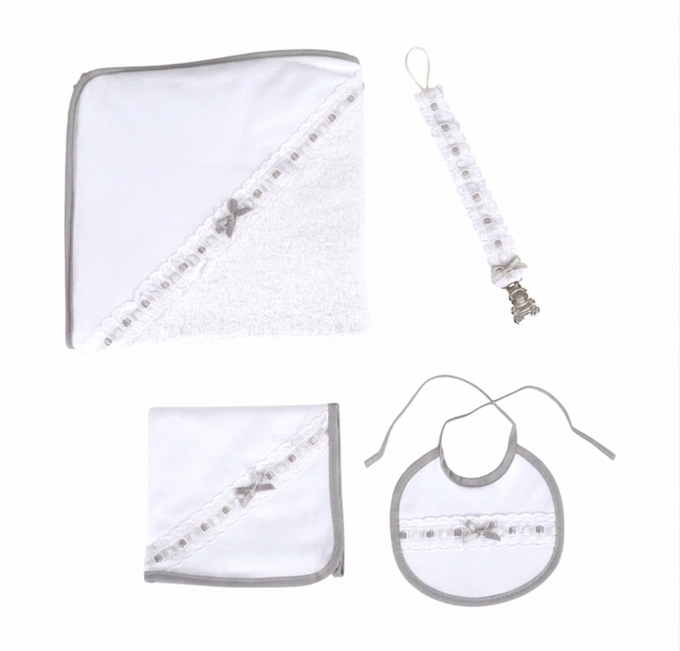 Conjunto de Bebé: Babete + Fralda + Toalha + Porta Chupeta