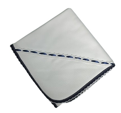 Couches pour bébés à broder