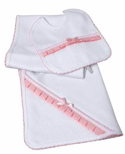 Conjunto de Bebé: Babete + Fralda para Bordar