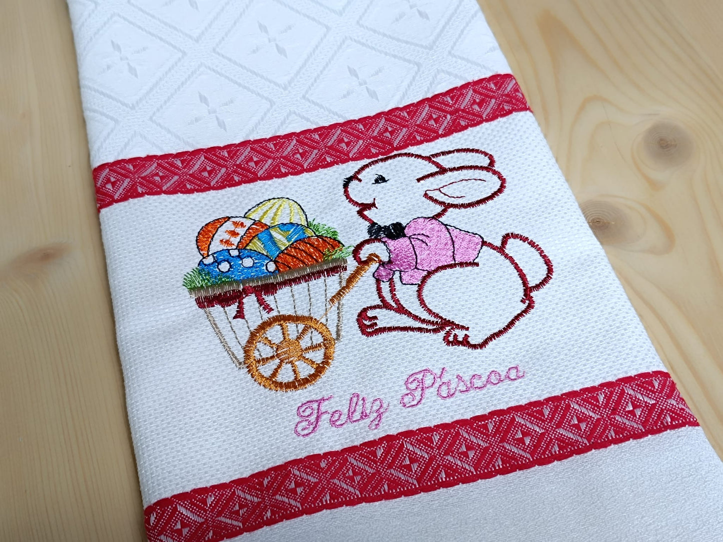 Panos de Cozinha Bordados Sarja Páscoa- Coelho com Carrinho com Ovos